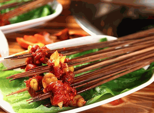 轩货小郡肝串串香